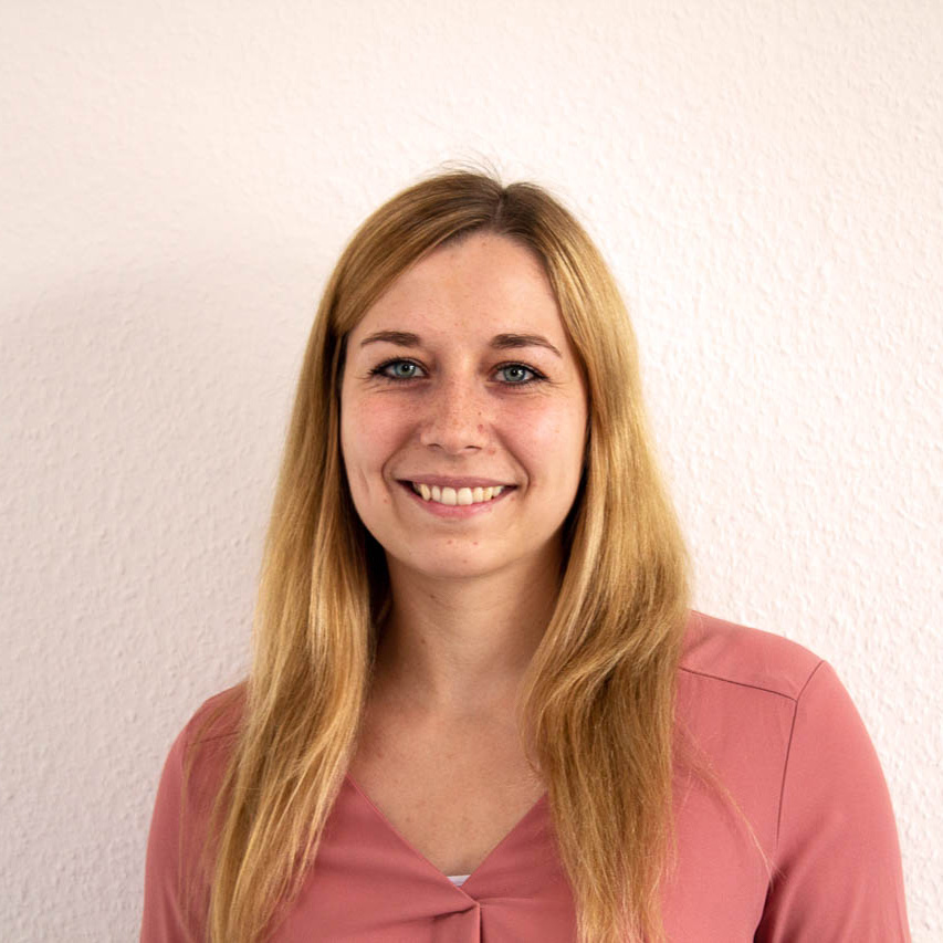 Laura Korth